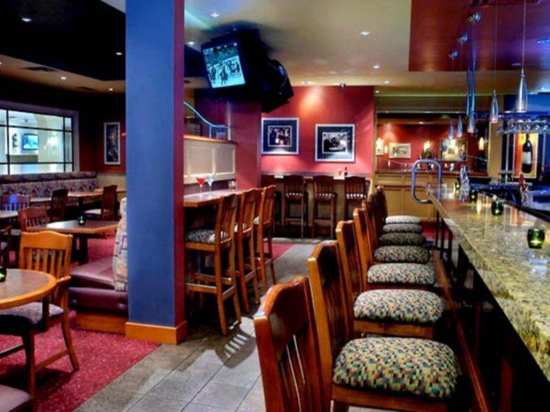 Courtyard By Marriott Niagara Falls Hotel Restaurant photo